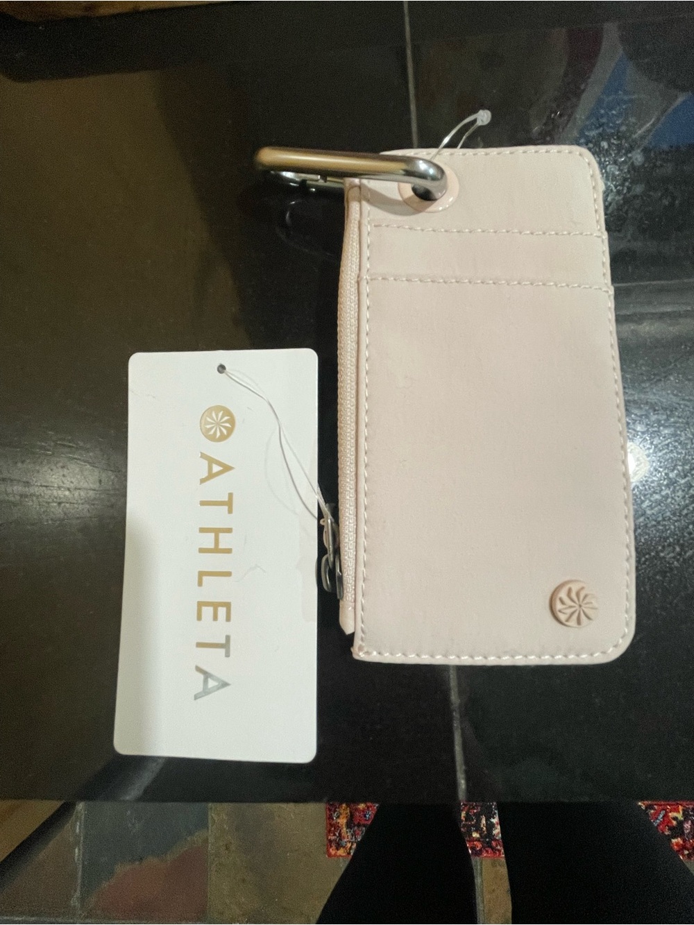 NWT  Athleta Coffee Run Sporty Key Card Fob Zip Purse Card Holder carabiner